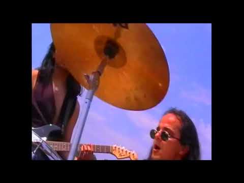 IKAR/LJUBAV NEMA GRANICA