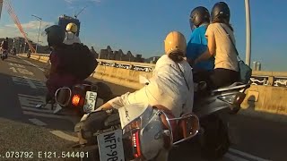 【車禍影片】防衛性心態跟安全車距真的很重要...（2024.07.16 臺北市中山區大直橋
