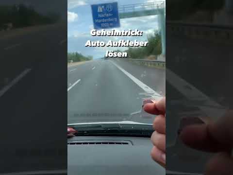 Geheimtrick: Auto Aufkleber an der Frontscheibe lösen