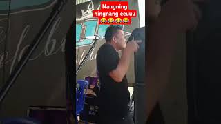 Download lagu Ada yang aneh😳🤔🤔 #berpisahdiujungjalan #viral #viralshort #viralvideo #short #fyp #fypシ゚viral mp3
