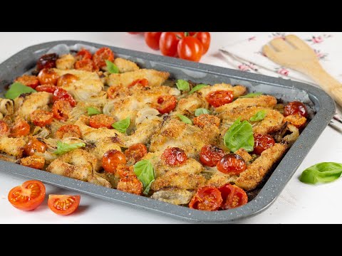 STRACCETTI DI POLLO AL FORNO CON POMODORINI E CIPOLLA