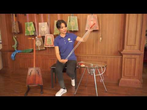 How to restring the morin huur