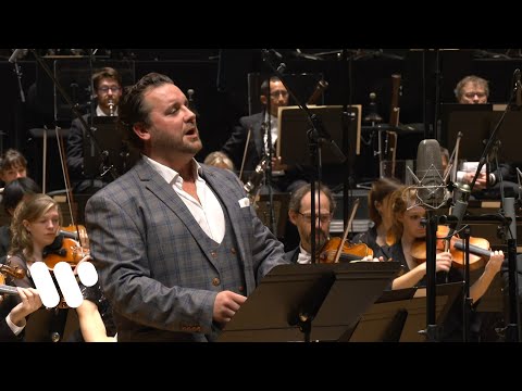 Michael Spyres sings Berlioz: Les Nuits d’été (1856 version) Op. 7: I. Villanelle