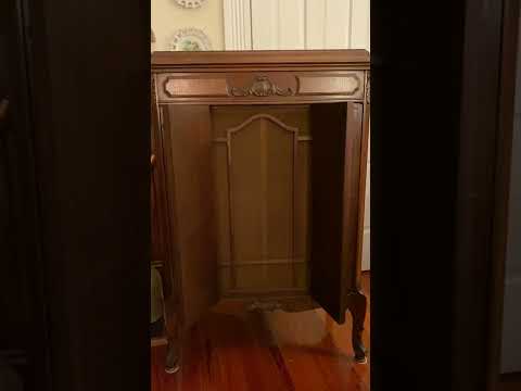 High Upon A Hilltop by June Pursell, 1929 on the 1928 8-12 Orthophonic Victrola