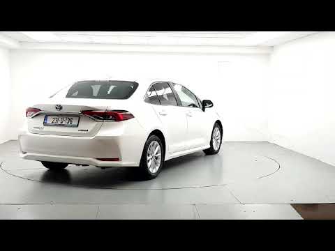 Video of Toyota Corolla 1.8 Hybrid Luna Saloon