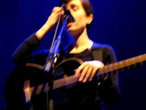 12/24 Tegan & Sara @ Tower Theater, Upper Darby, PA 2/16/10