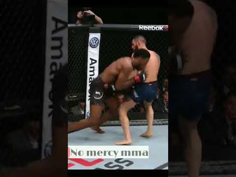 Santiago with a show stopping knockout #shorts #mma #ufc #viral #1m