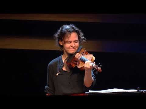 Oscar's ghost - Daria Spiridonova, baroque violin