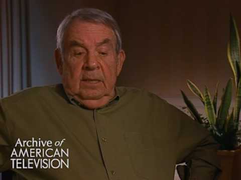 Tom Bosley on working with Debbie Reynolds on "The Debbie Reynolds Show" - EMMYTVLEGENDS.ORG
