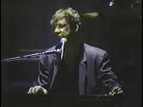 Charly García - Parte de la religión (1987) | Morro da Urca