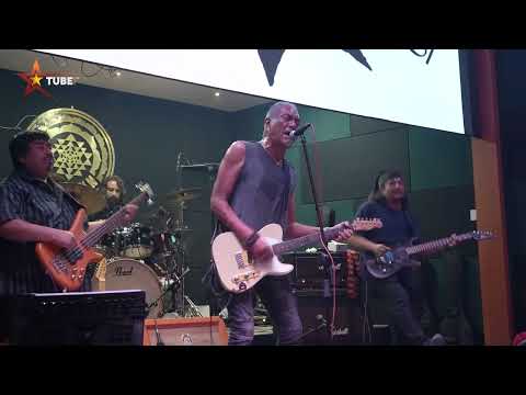 Chiso Chiso Hawama | चिसो चिसो हावामा |Robin & The New Revolution | Live @ Uptown Jhamsikhel