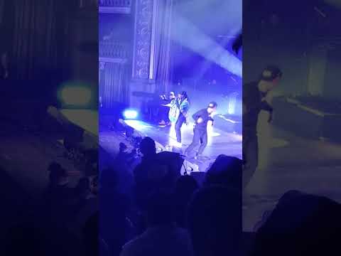 Valete Morrer de pé coliseu dos recreios