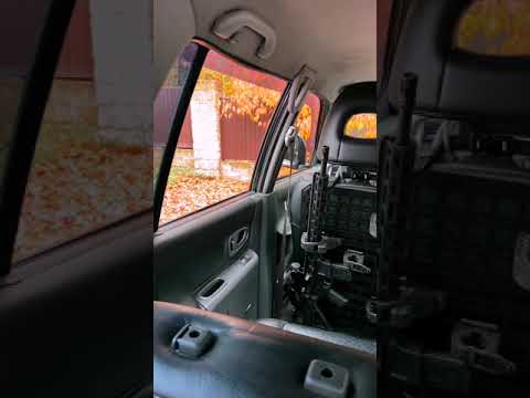 кадр з відео MOLLE панелі у салоні авто