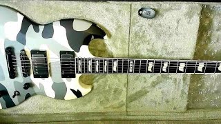 Video thumbnail for ESP E-II URBAN CAMO VIPER UNBOXING by Aussie Phil & Dan