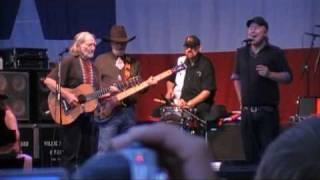 Willie Nelson & Kurt Nilsen.mpg