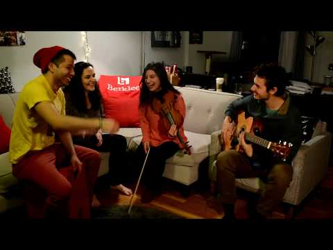 🎵 Bengisu - Sabır (Cover) - FunKey Acoustic Sessions - Göksel Cover!