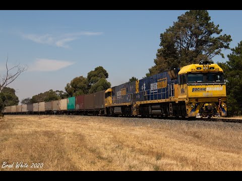 6MP4 superfreighter at Inverleigh with NR's 4 and 104- 3/1/20