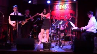 Ruth Marie and Her Band perform Smooth Operator