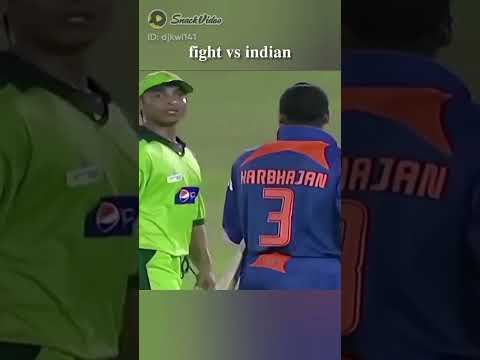 Shoaib Akhtar Fastest Inswing Yorker Vs Adam Parore - Amazing Delivery#cricket #trendingshorts#babar