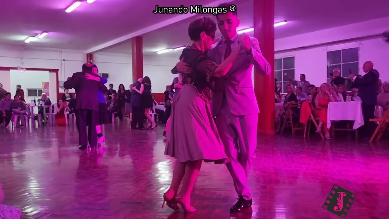 Reconocimiento a Cristina Diácono, Coca Cartery, Clely Rugnone, Tito Rocca y Toto Faraldo