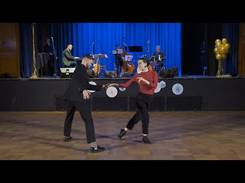 Winter Jump 2019 - Tatiana & Rikard, to the piano of David Skinner