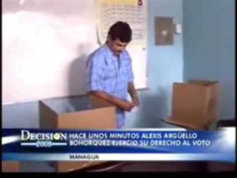 Alexis Argüello ejerció su derecho al voto