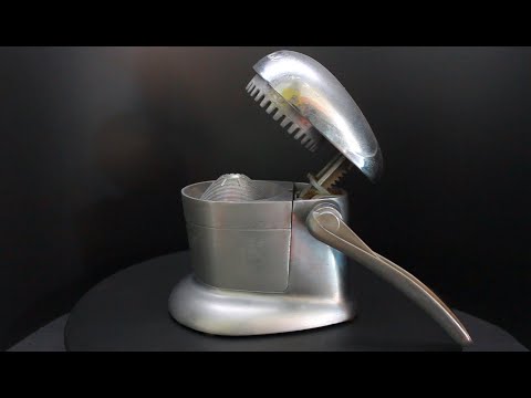 1948 Rival Company Juice-O-Mat Juicer treasure360° Vintage Antique Art Design