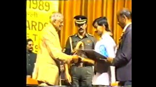 Akbar Khan  honored with National Award 1989 by President of India Ramaswamy Venkataraman