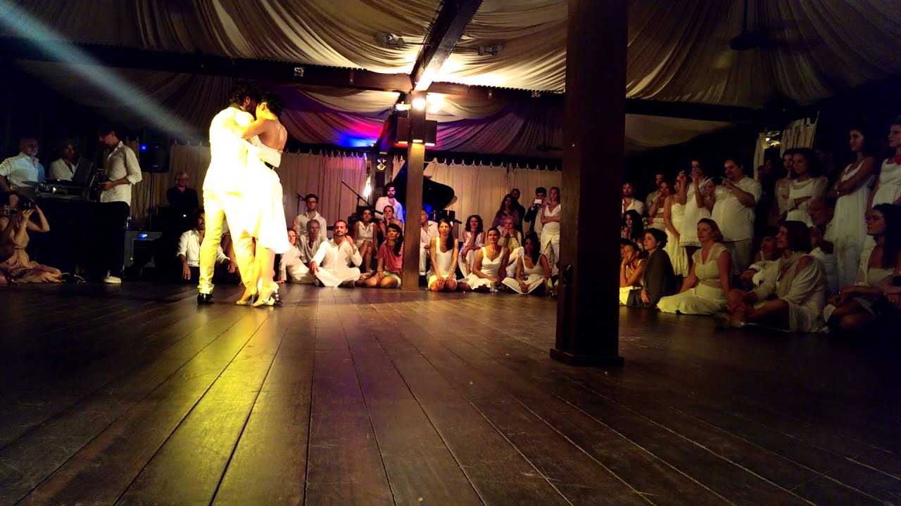 Video thumbnail for Ezequiel Farfaro y Jessica Arfenoni Ibiza Tango Love 2013 p2.