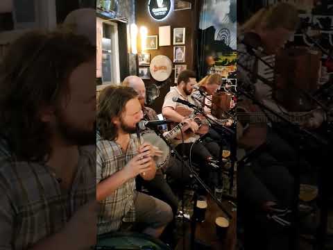 Merrily Kissed the Quaker