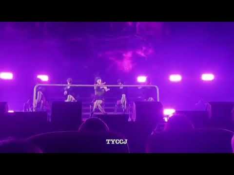 Dangerous Woman Jessica & Seohyun Mashup