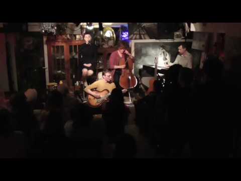 Ida Dzik - „Woda” (live La Boheme)