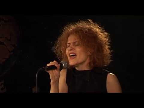 MARIA RADUCANU (DODA) AU SATELLIT CAFÉ PARIS