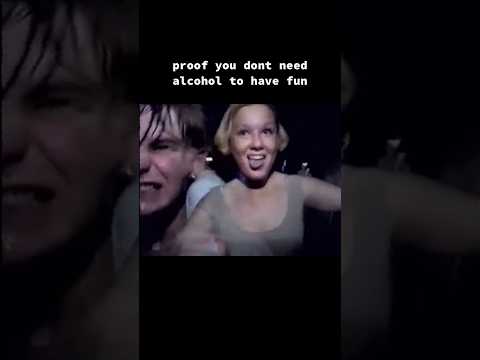 90s ravers 🕺🏻 #rave #raves #dance #dancemusic #90s #hardstyle #techno #technomusic #1990s