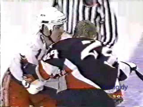 Paul Kruse vs Darren Langdon