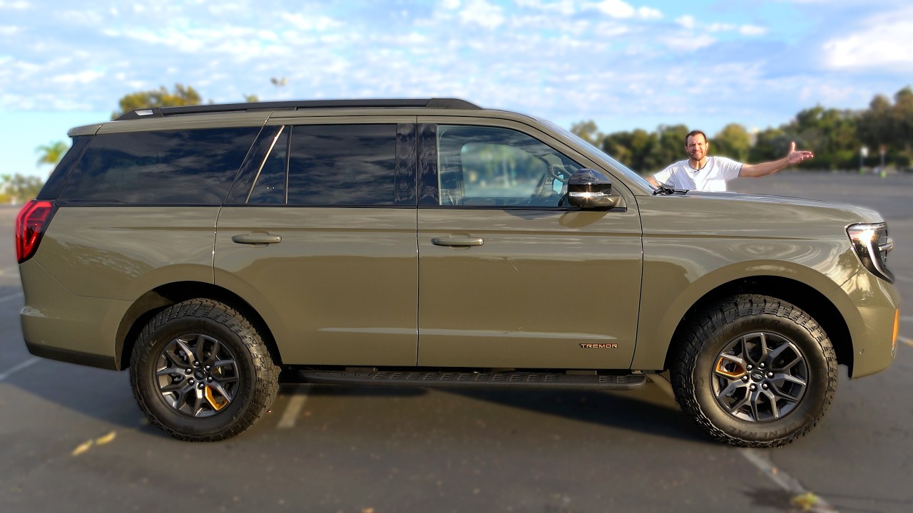 The 2025 Ford Expedition Tremor Is a Huge Off-Road Luxury SUV