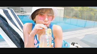 영상 섬네일