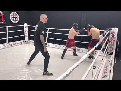 WKA Amateur English Middleweight Title ( K1-Rules ) : Jake Saunders vs Samir Naeem - Round 1.