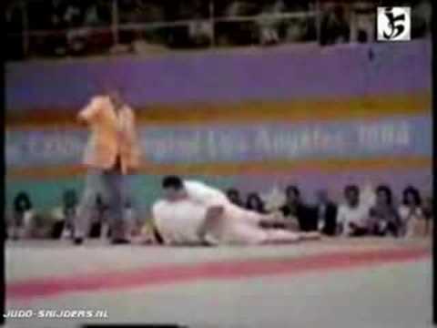 Judo 1984 Los Angeles Yamashita (JPN) - Del Colombo (FRA) [open]
