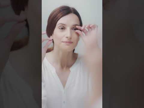 Blakstienų tušas Sensai Lash Volumiser 38C video