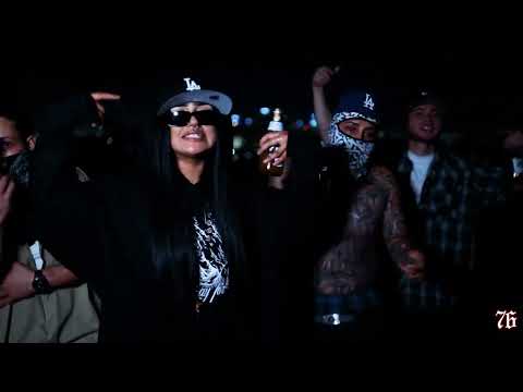 CHICANA ROSAS - LA NOCHE ESTÁ MUY FRÍA