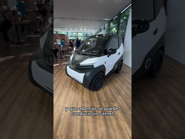 Vídeo relacionado con Genérico Cola De Peluche con Movimiento para Vehículo Eléctrico, Recargable con Control Remoto | Decoración de Cola de Peluche para Coche | para SUV Moto Viaje Cumpleaños Vehículos