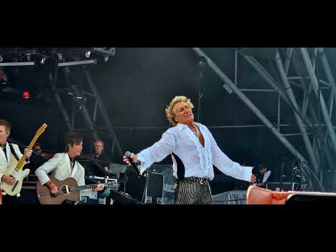 Glastonbury 2025 Rod Stewart & Mick Hucknall " If you don't Know me by Now" Pyramid Stage