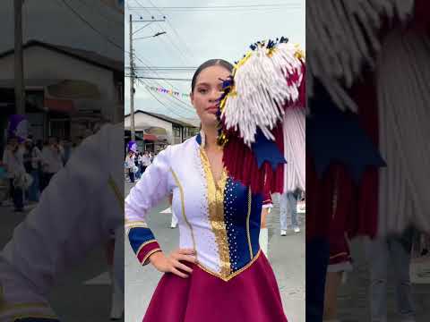 Bastonera ROBA miradas en las Fiestas de Mera 😍 | Pastaza, Ecuador
