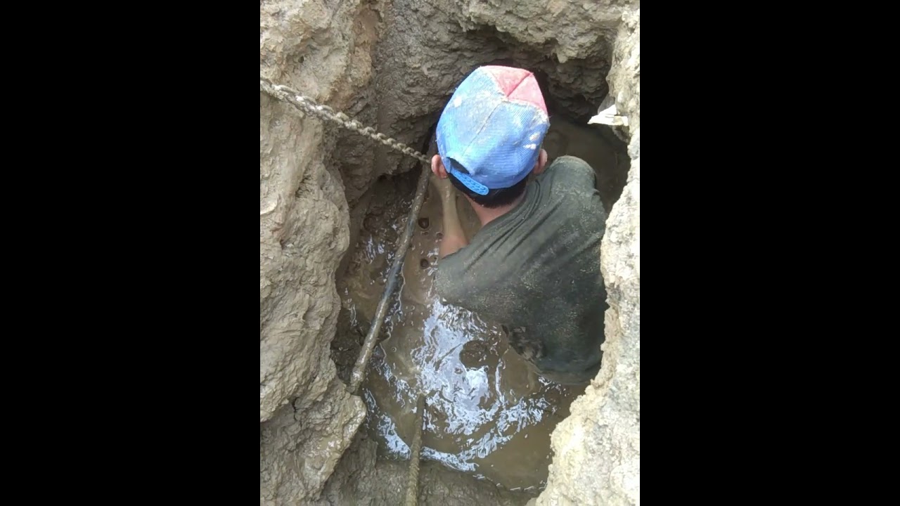 Proses penarikan kabel PT.TELKOM dikota palu...