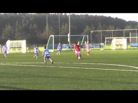 Den Hoorn E2 - Oliveo E2 oefenwedstrijd voetbal