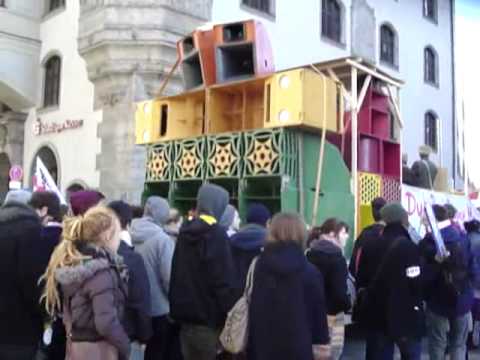 Dub Resisdance Move @ Siko Demo 2011 München - Dandelion & Jah Chalice Reggaewagen