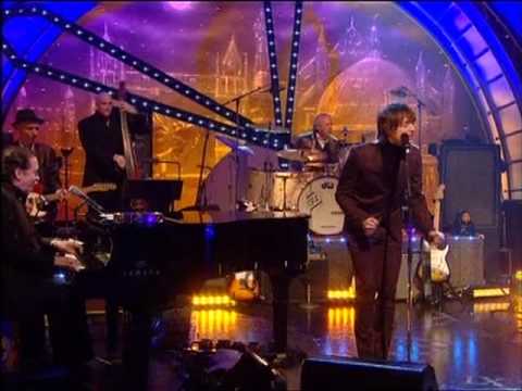 Dave Swift on Bass with Jools Holland backing Paolo Nutini 