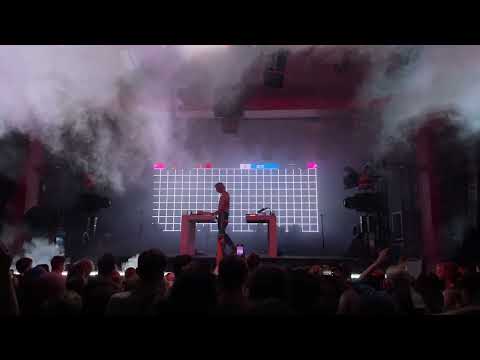 Flume feat. Oklou - Highest Building (Live at Astra Berlin, 19.07.22)