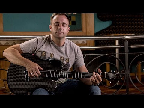 Emerald Guitars: First Impressions with Darren Holden (The High Kings)